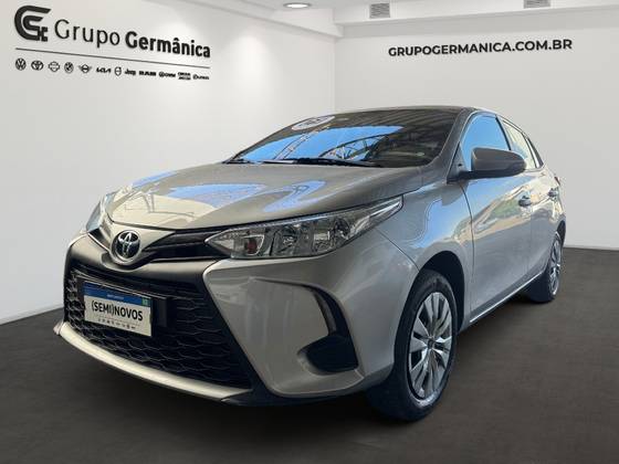 TOYOTA YARIS 1.3 16V FLEX XL LIVE MULTIDRIVE TOYOTA YARIS 1.3 16V FLEX XL LIVE MULTIDRIVE